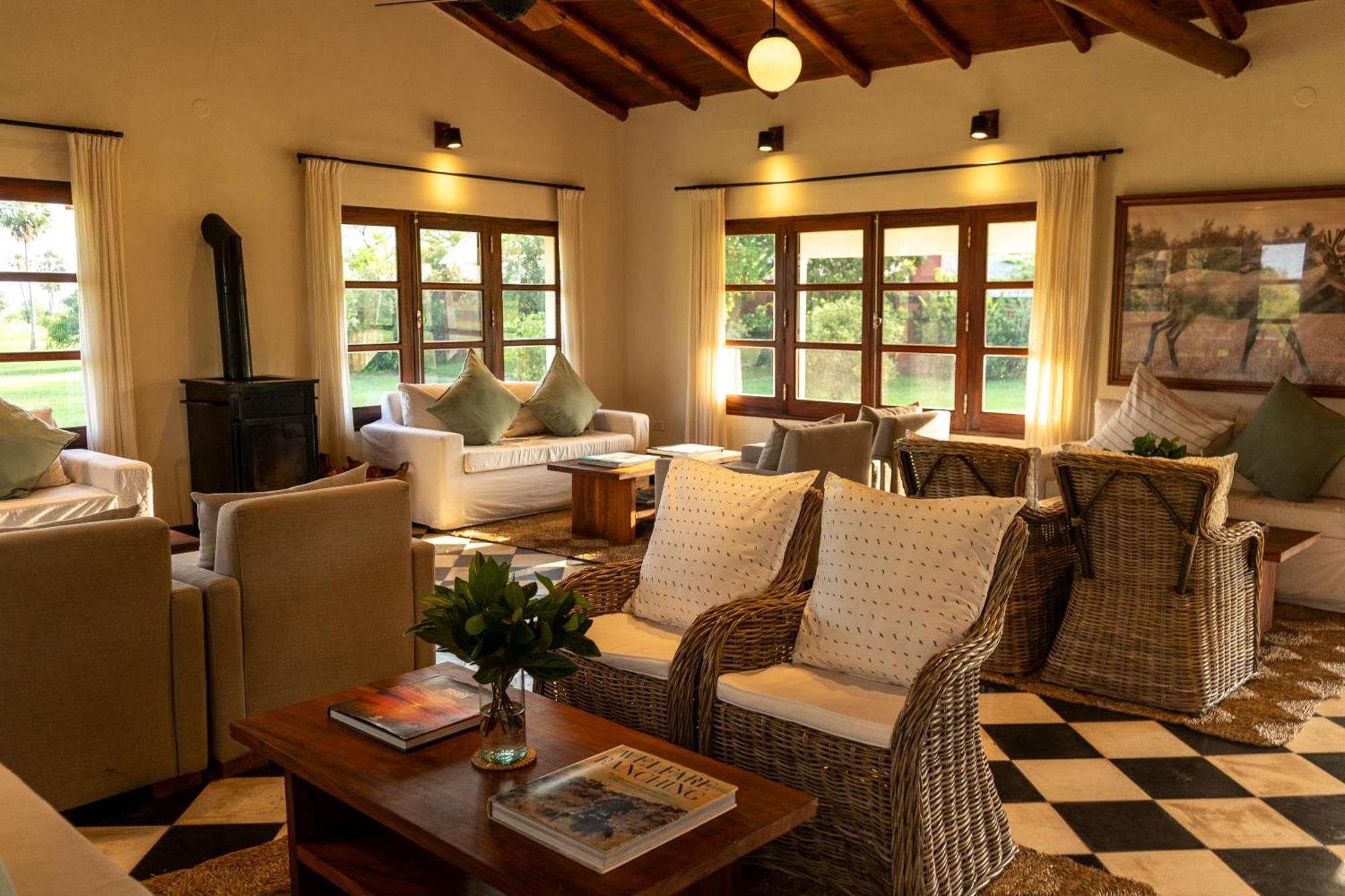 Estancia Ibera Colonia Carlos Pellegrini  Buitenkant foto